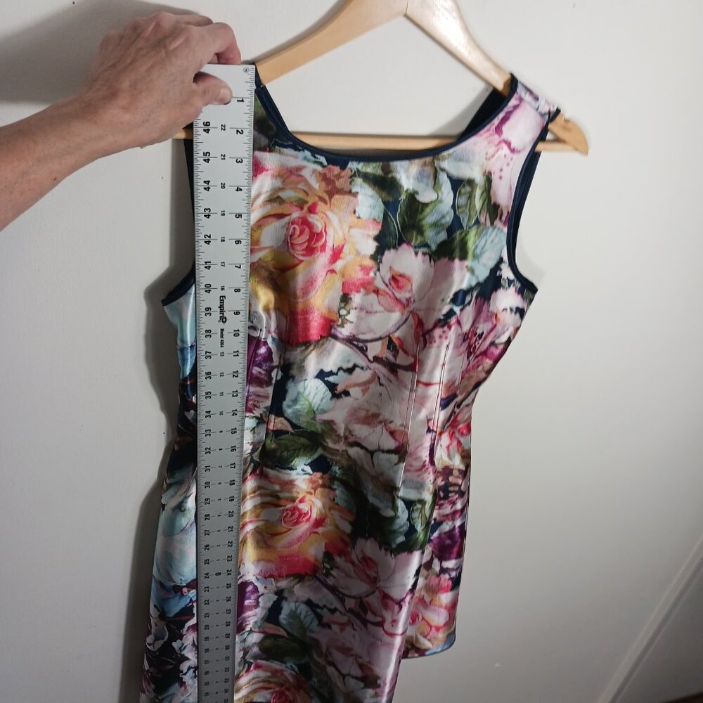 Nicole Miller Reversible Satin Dress SZ 8, Floral and Navy, Full Length Back Zip - Picture 16 of 16